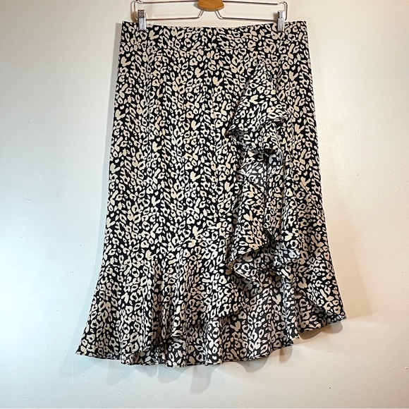 NWT Nasty Gal Leopard Waterfall Ruffle Trim Skirt, black & cream, sz.US/12 - Picture 3 of 8